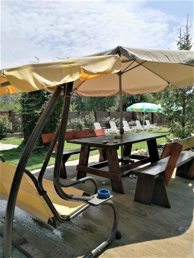 Casa Carp Calarasi Hotel ภายนอก รูปภาพ